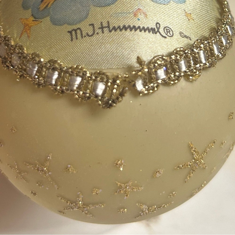 Schmid Berta Hummel • White & Gold Glass Christmas Ornament W/ Angel Design - Picture 14 of 14